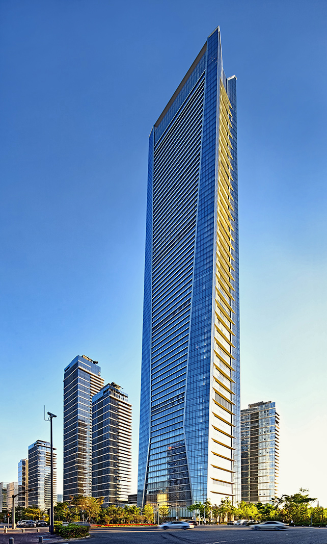 Architectural photography of office building exteriors in China and Asia by Paul Dingman, architectural photographer serving China, Asia, Dubai, and the Middle East.