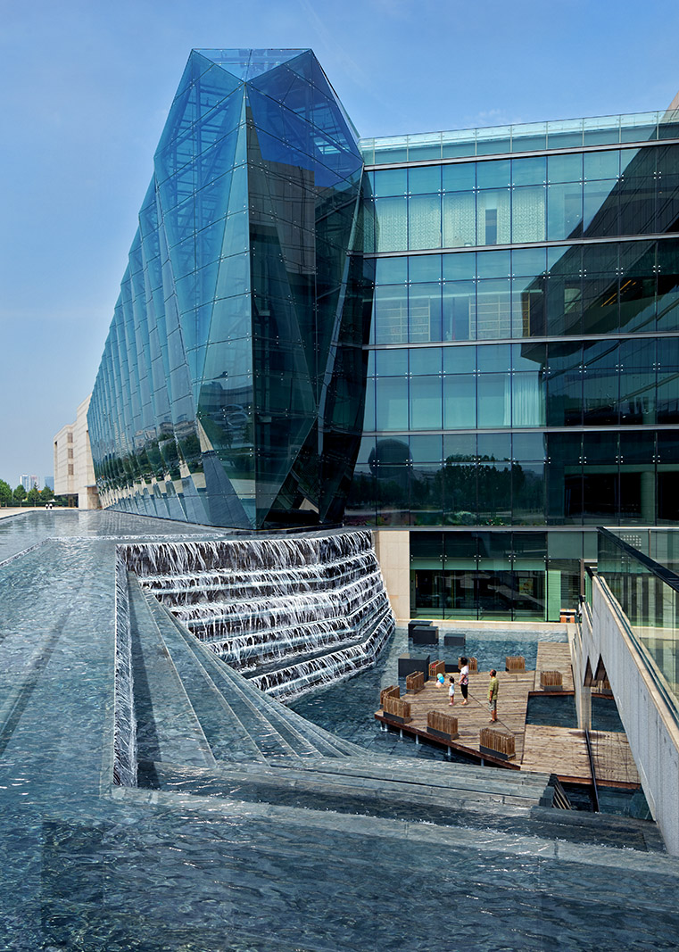 Interior and exterior architectural photography for architects of retail malls and stores in China, Asia, and the USA by Paul Dingman, architectural photographer