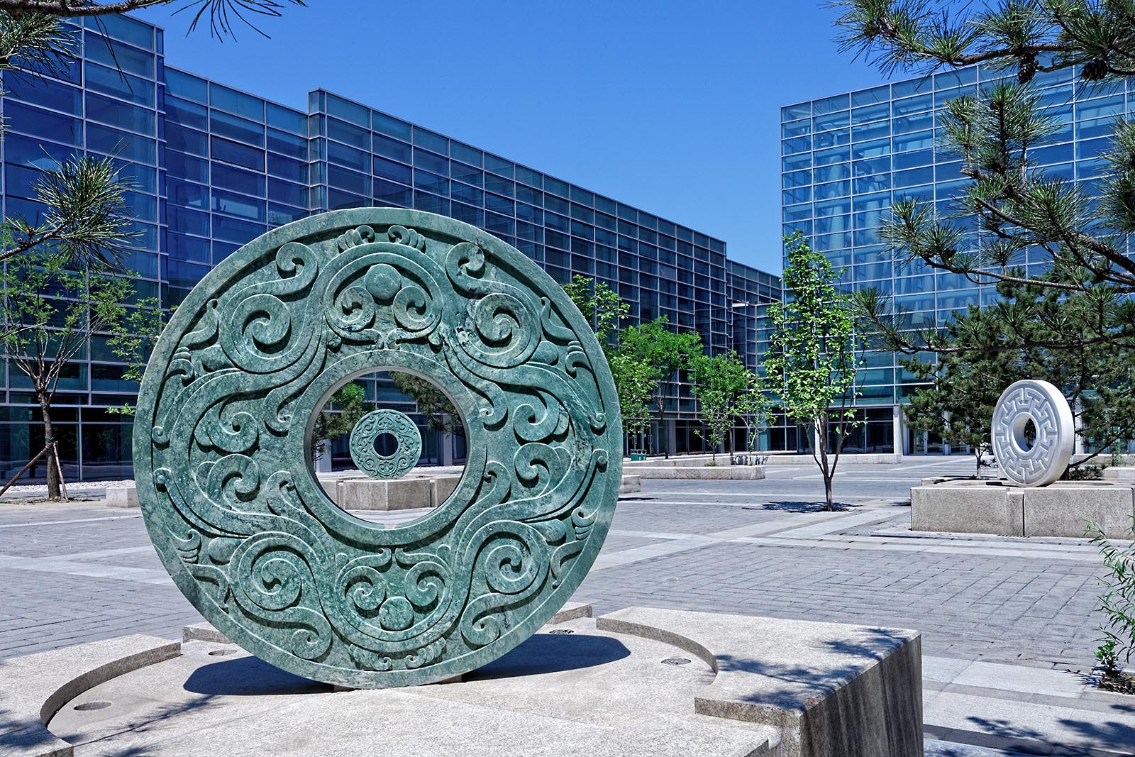 Interior, exterior, and aerial drone architectural photography of large scale projects by Paul Dingman, architectural photographer based in China and Asia. Paul Dingman photographs mixed-use projects, convention centers, and transporation facilities for architects, in China, Asia, and the Middle East.