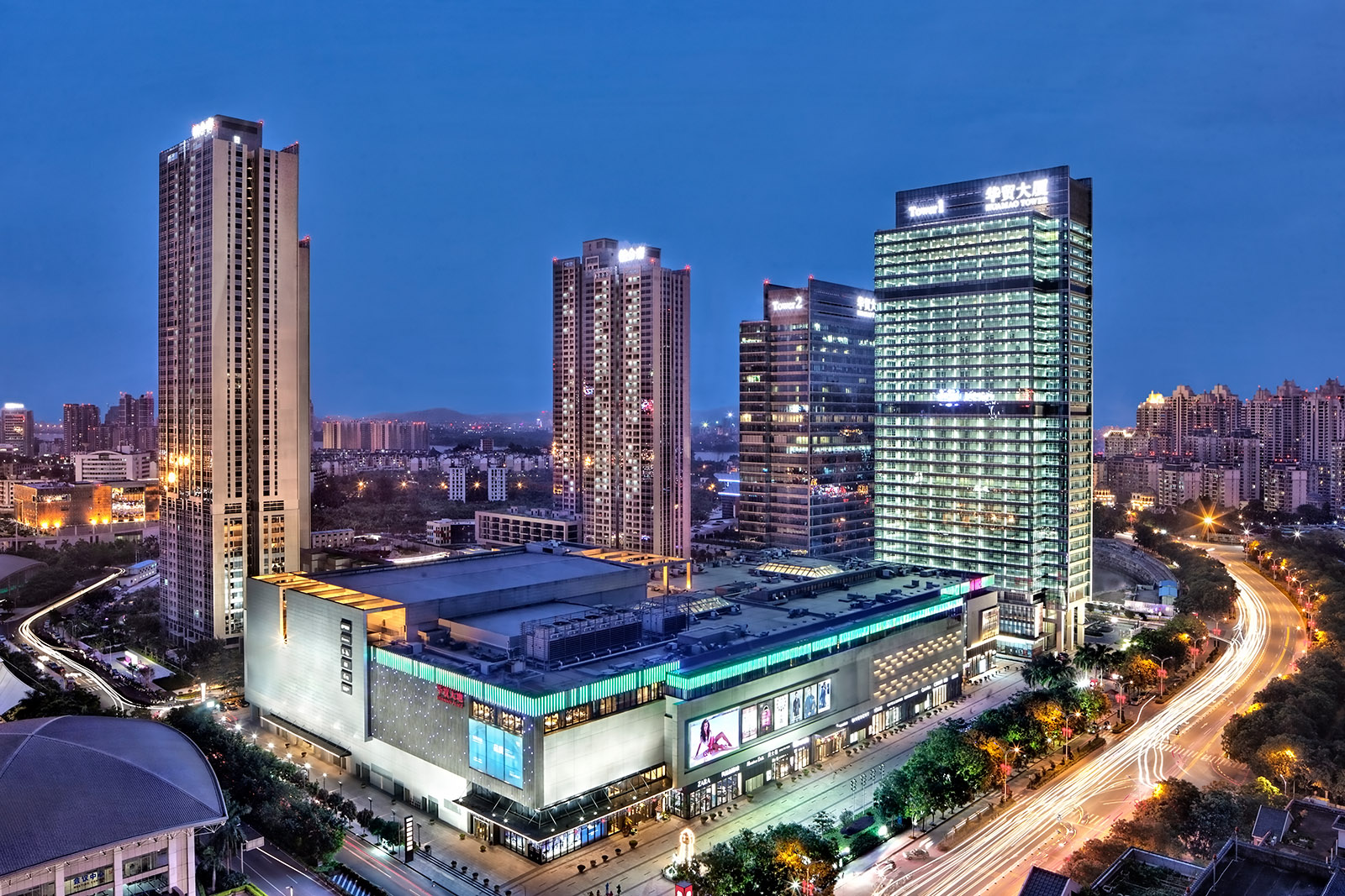 Architectural photography of mixed-use projects in China and Asia by Paul Dingman, architectural photographer serving China, Asia, Dubai, and the Middle East.