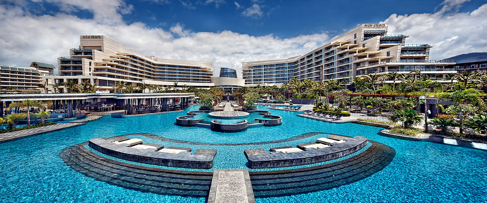 Interior and exterior architectural photography of the MGM Grand Sanya Resort in Sanya, China by hotel and resort photographer Paul Dingman