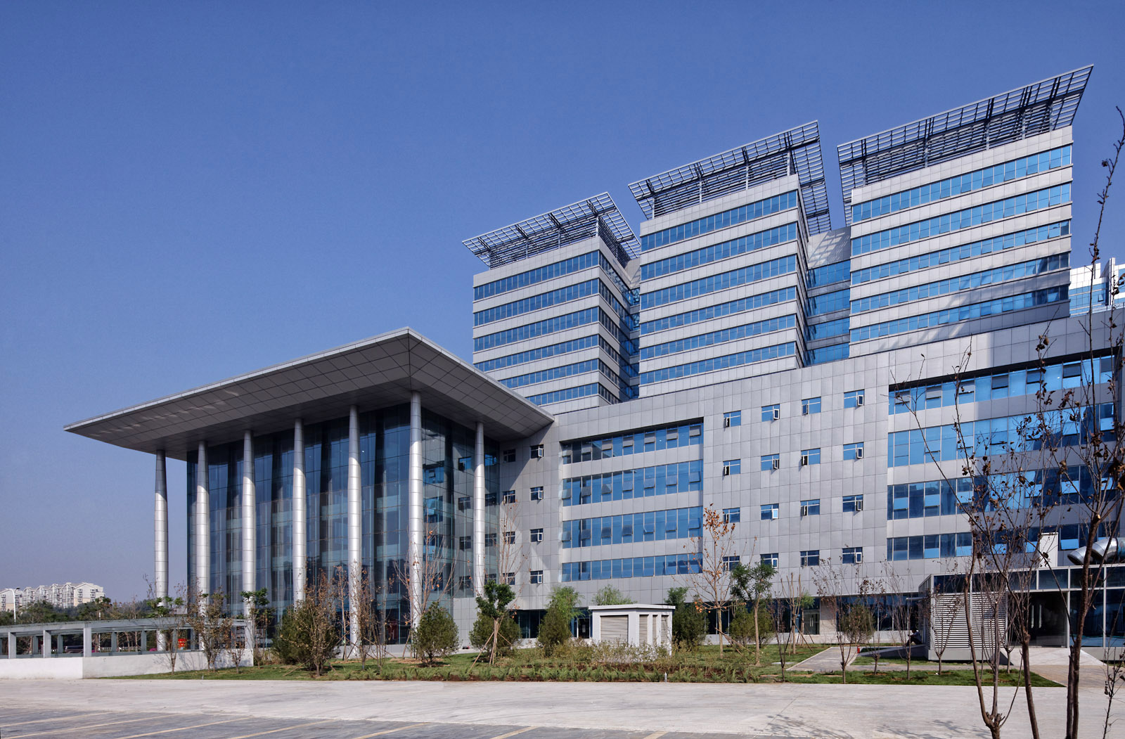 Architectural photography of hospitals and healthcare facilities in China and Asia
