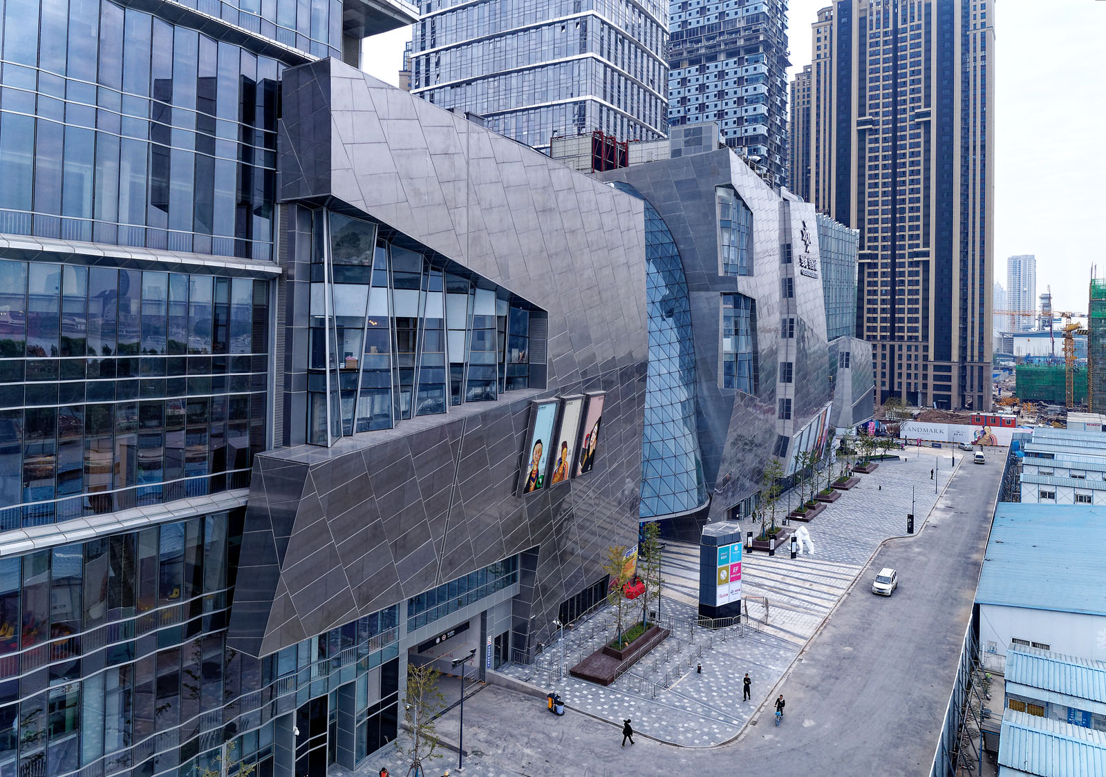 Architectural Photography of the architectural design of retail malls in China and Asia including, exteriors, interiors, and aerial drone photography. Paul Dingman designs photographs for architects.