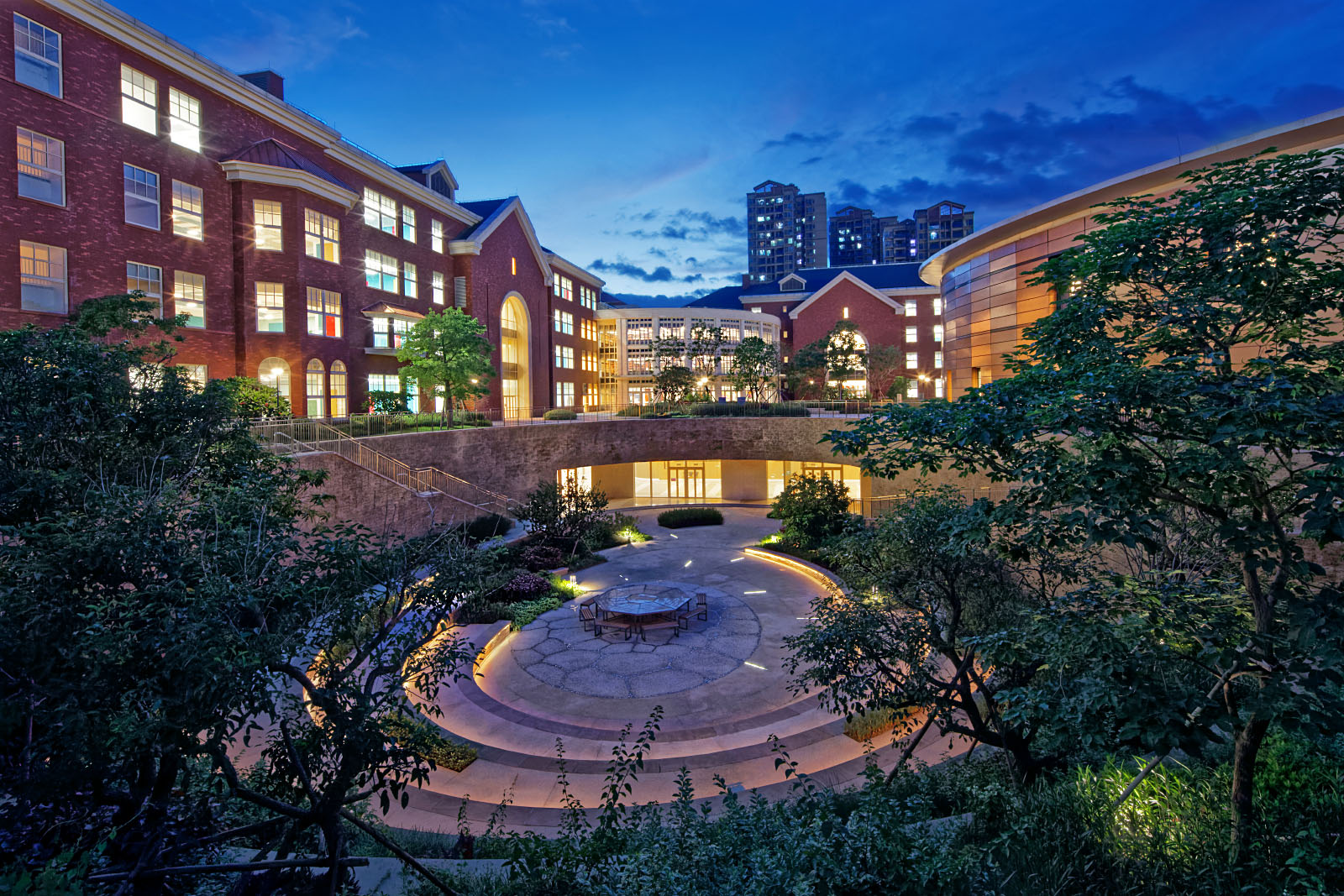 Exterior photography of the Taiwan Park International School in Dongguan, China. Architect: HDR.